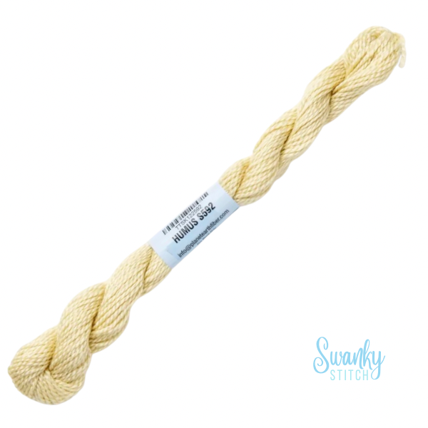 Essentials Skeins 592 Humus