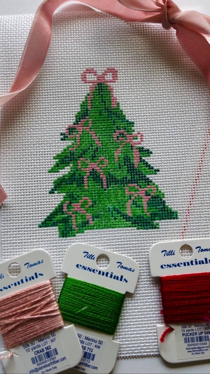 Pink Bow Christmas Tree Canvas 13 Mesh