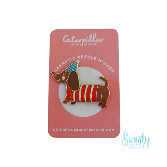 Sausage Dog Dachshund Magnetic Needle Minder: Dog needle minder only