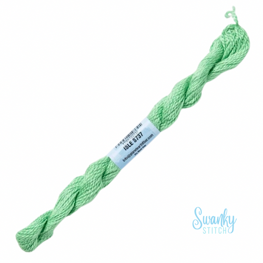 Essentials Skeins 737 Isle