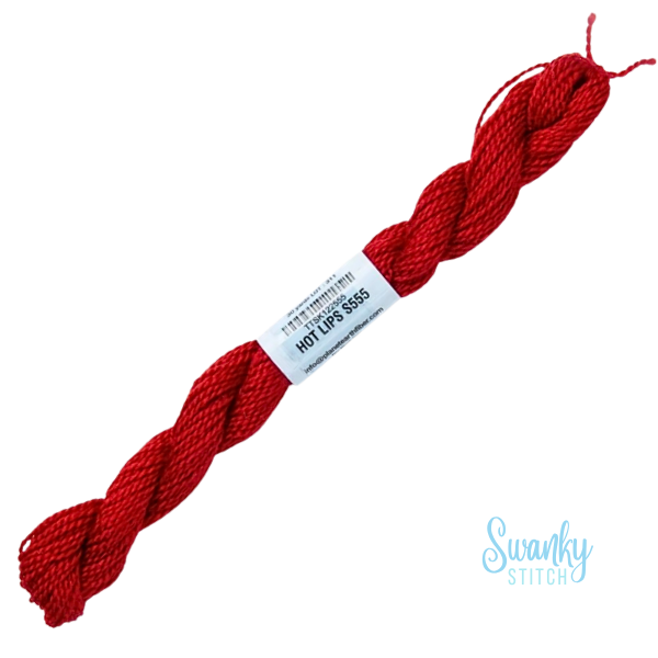 Essentials Skeins 555 Hot Lips