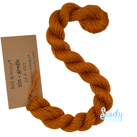 Silk & Ivory 203 Giraffe