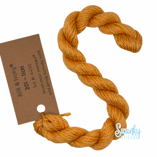 Silk & Ivory 201 Lion