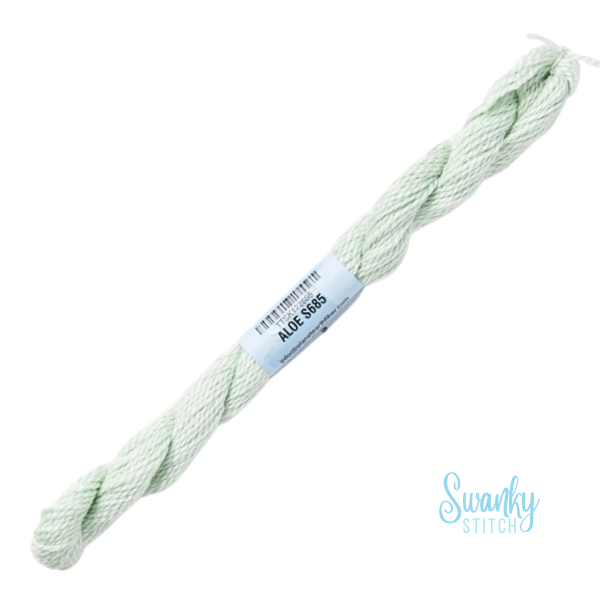 Essentials Skeins 685 Aloe